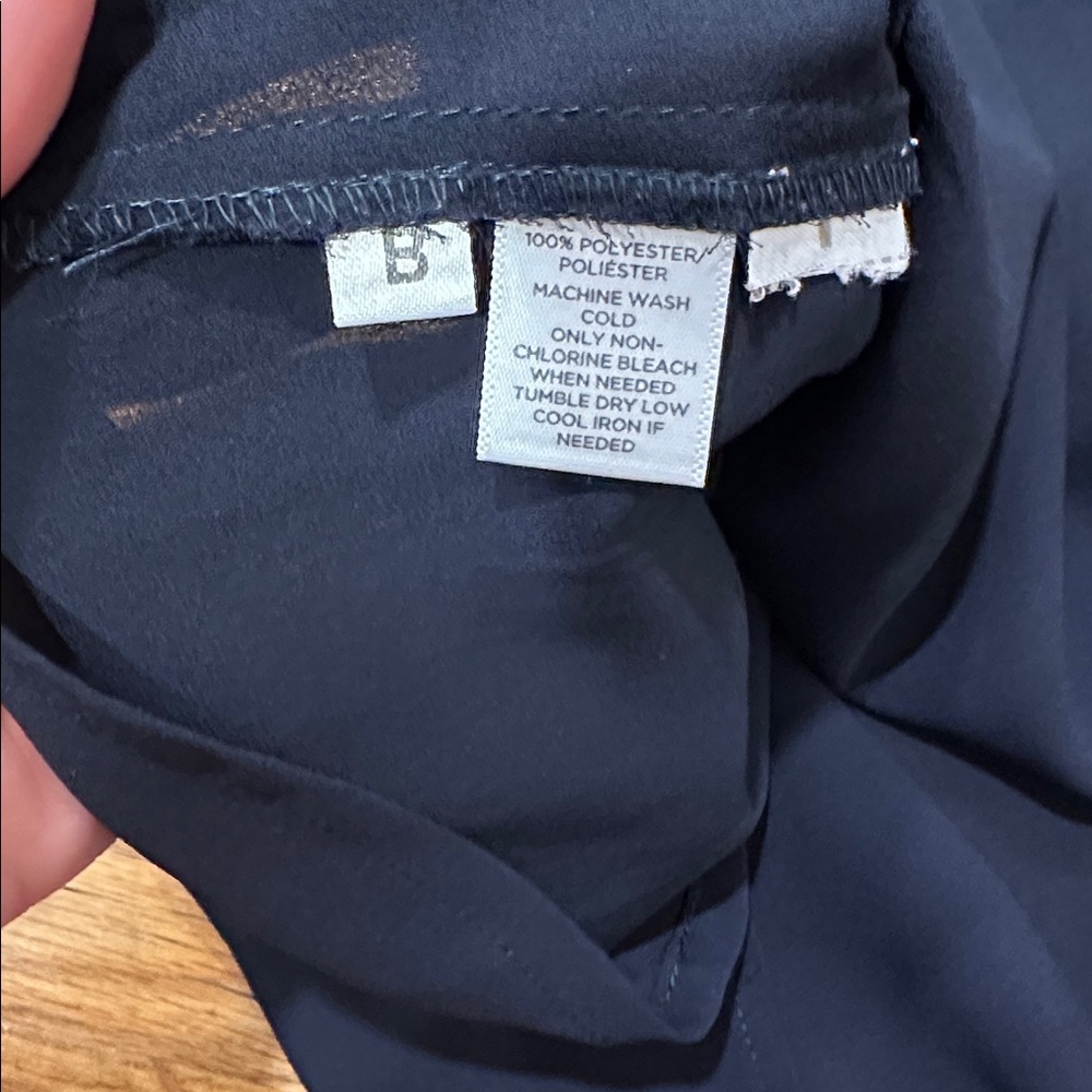 LOFT Navy Blue Tunic shirt - Medium - Picture 11 of 11
